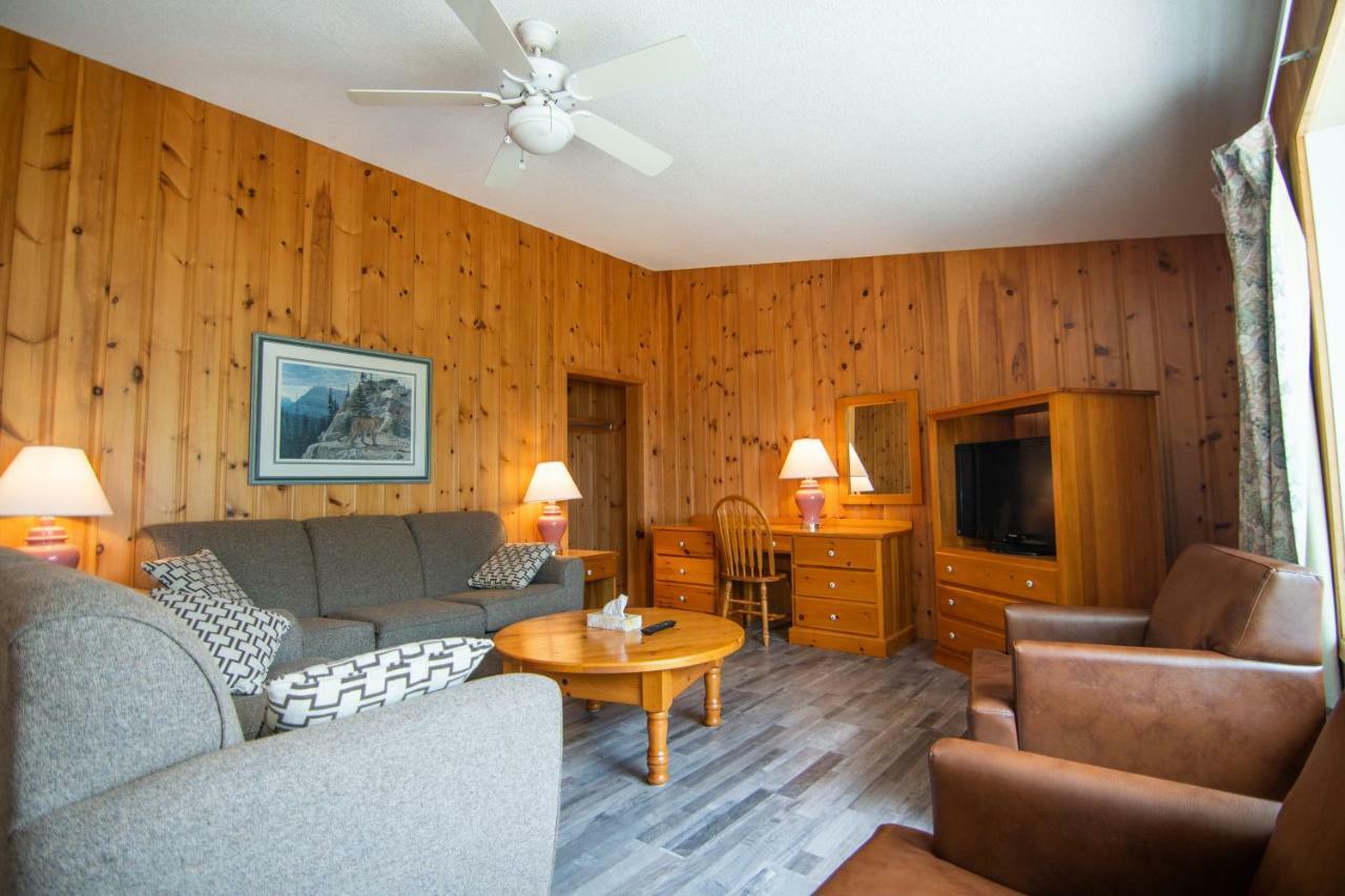 Clevelands House Hotel Minett Bagian luar foto