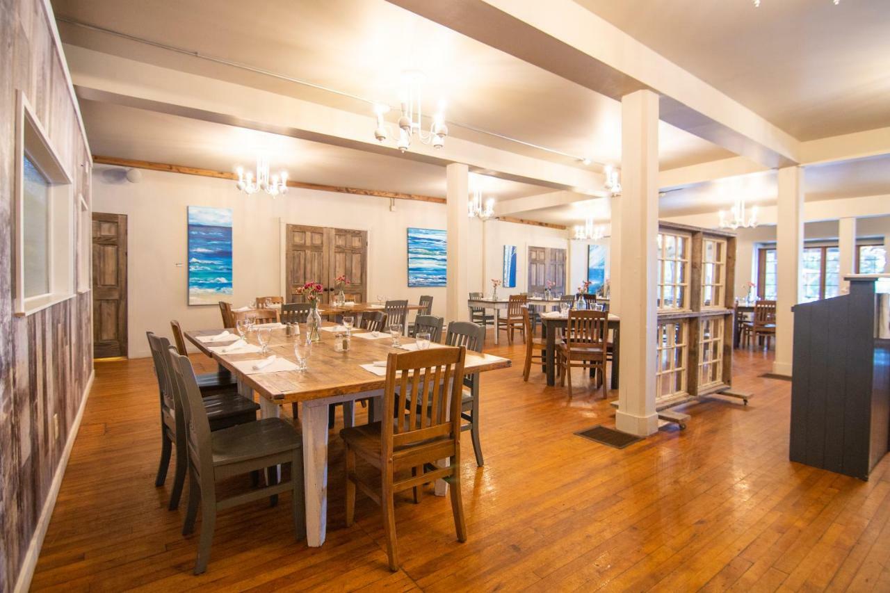 Clevelands House Hotel Minett Bagian luar foto